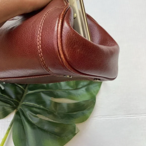 Gianni Conti Melania Top Handle Frame Bag Retro Cognac Brown  display picture 3